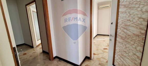 2 bedrooms Apartment in Gallarate, Italy No. 88858 8