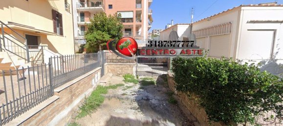 3 rooms Apartment in Civitavecchia, Italy No. 16994 2