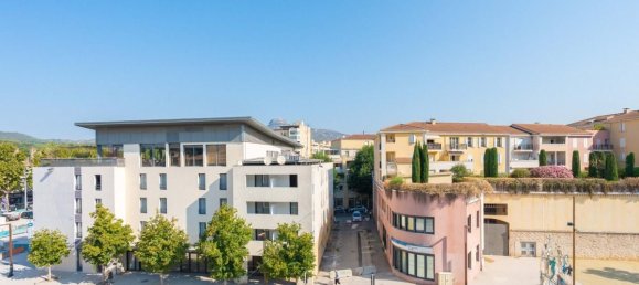 Duplex T2 em Aubagne, France N.º 336869 15