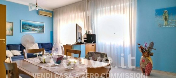 Квартира с 2 спальнями в Таранто, Италия № 297895 29