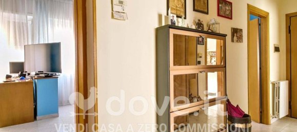 Квартира с 2 спальнями в Таранто, Италия № 297895 32