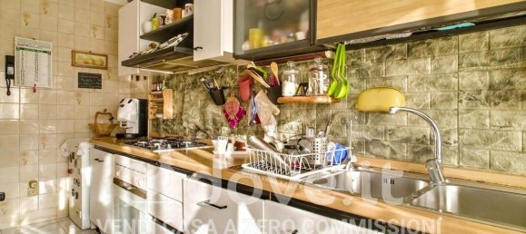 Квартира с 2 спальнями в Таранто, Италия № 297895 20