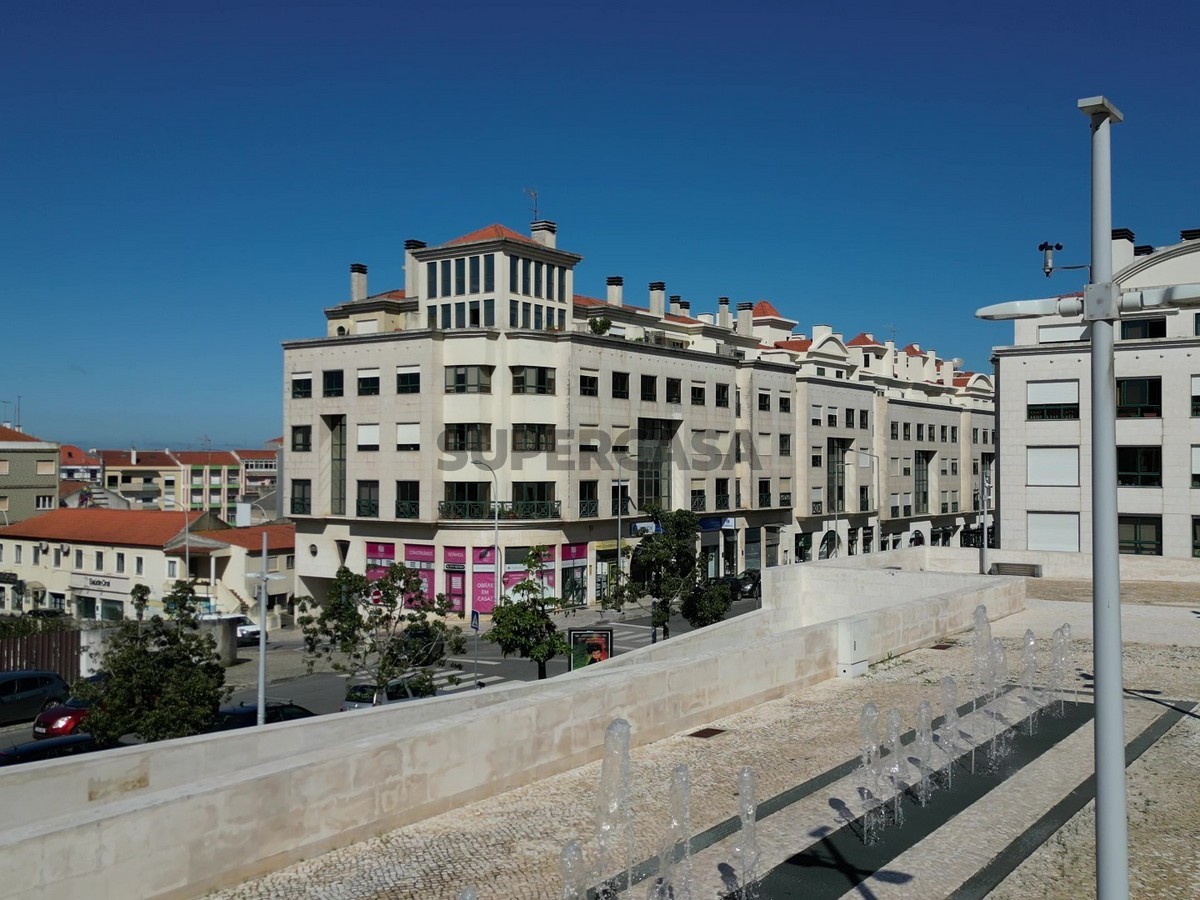 4 bedrooms Apartment in Caldas da Rainha, Portugal No. 158144