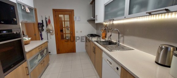 4 bedrooms Apartment in Caldas da Rainha, Portugal No. 158144 9