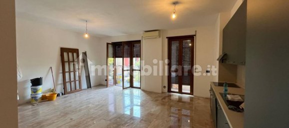 2 bedrooms Apartment in Milan, Italy No. 243876 7