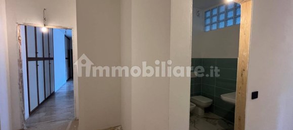 2 bedrooms Apartment in Milan, Italy No. 243876 14