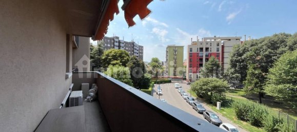 2 bedrooms Apartment in Milan, Italy No. 243876 11