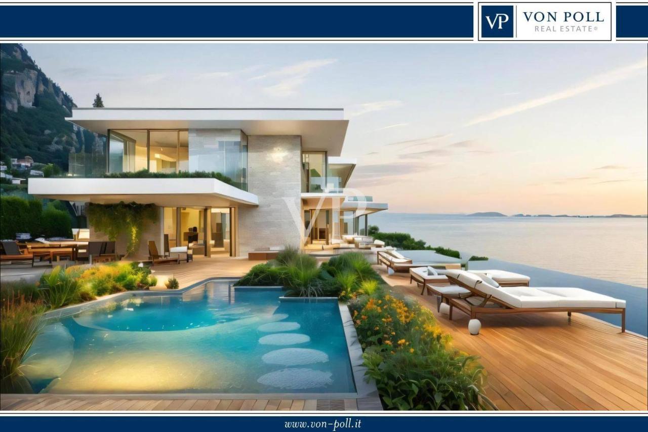 20-Zimmer Villa in Toscolano Maderno, Italy, Nr. 22239