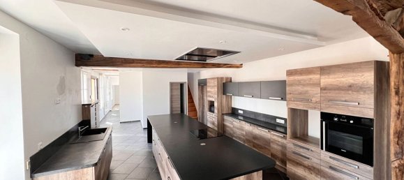 5 bedrooms House in Noailles, France No. 64409 3