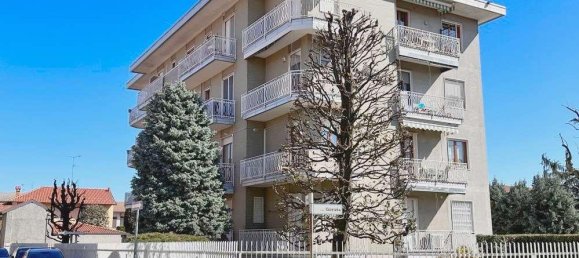 3 rooms Apartment in Arluno, Italy No. 41672 25