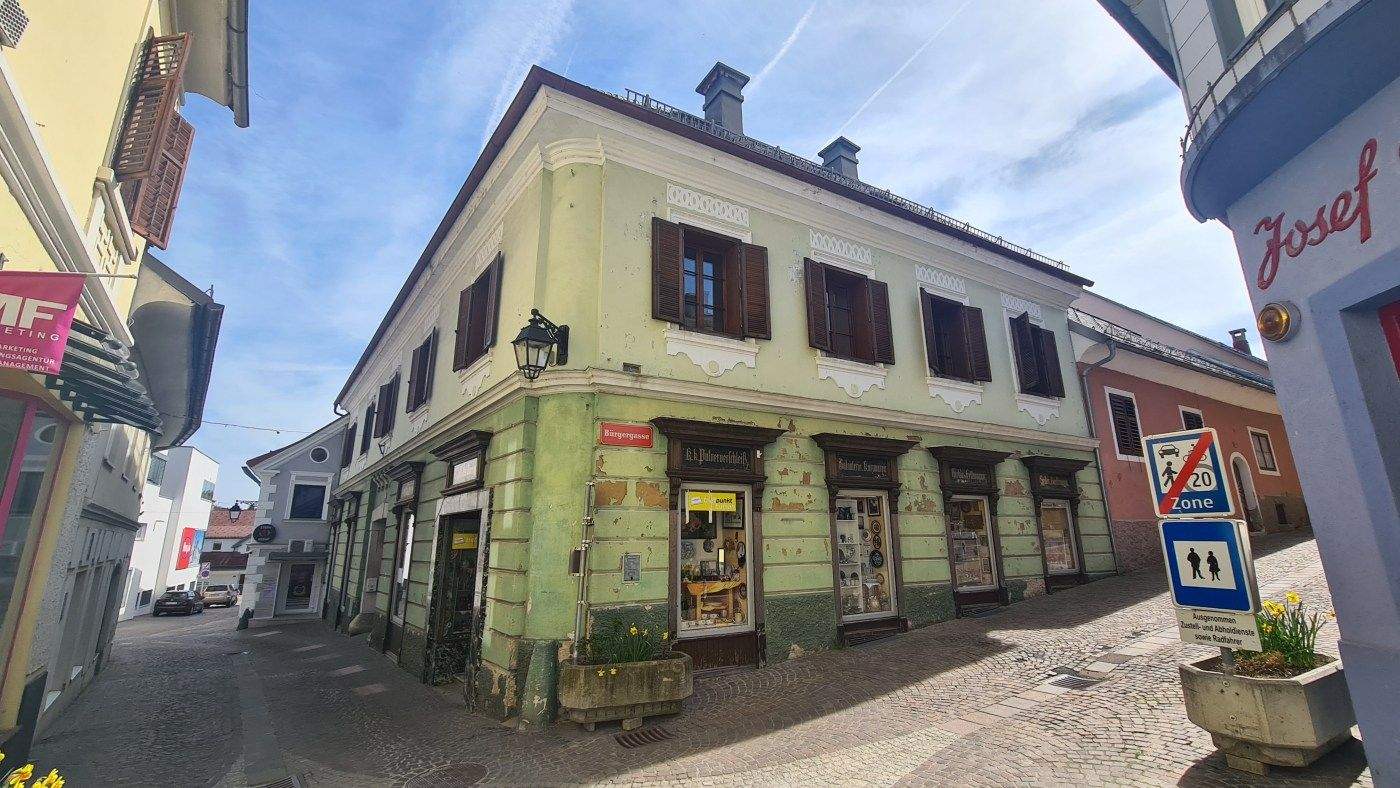 12-Zimmer Stadthaus in Feldkirchen in Kärnten, Austria, Nr. 189894