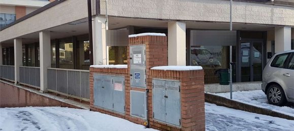 Gewerbliche Immobilie in Siena, Italy 173m², Nr. 49679 10