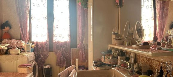 Квартира с 4 комнатами в Кастельфранко Эмилия, Италия № 122304 9