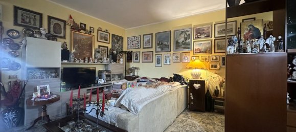 Квартира с 4 комнатами в Кастельфранко Эмилия, Италия № 122304 4