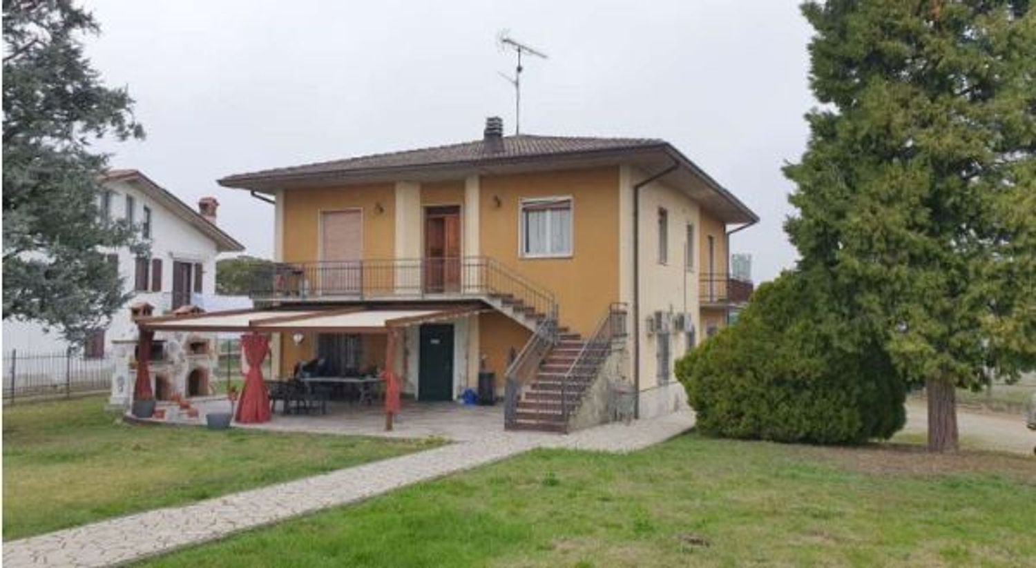 Apartamento de 4 divisões em Pavia, Italy N.º 185271