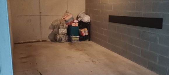 14m² Garage in Milan, Italy No. 359049 5