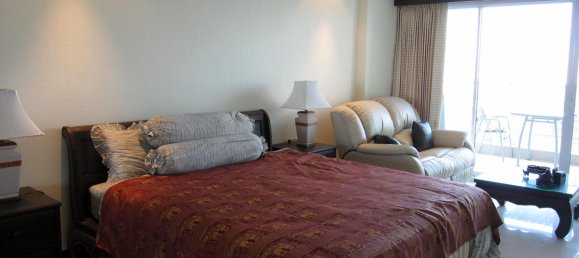 Studio in the Condo in Pattaya, Thailand No. 1311 3