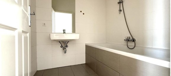 2غرفة شقة في Dobling, Austria رقم 173325 9