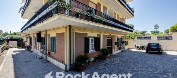 3 bedrooms Apartment in Rome, Italy No. 313745 20