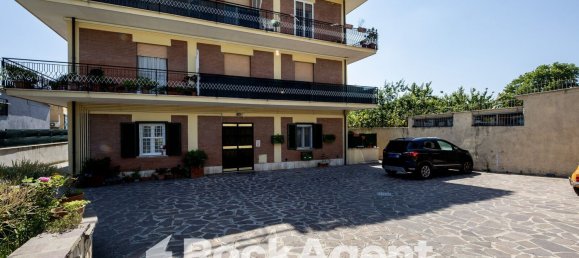 3 bedrooms Apartment in Rome, Italy No. 313745 21