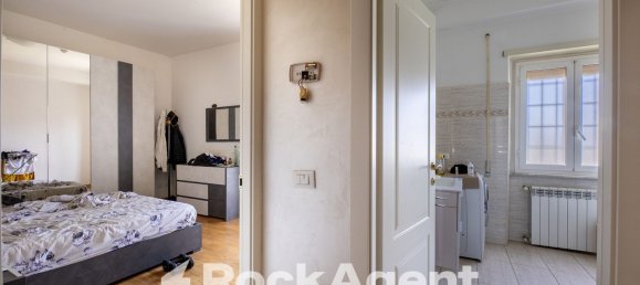 3 bedrooms Apartment in Rome, Italy No. 313745 9