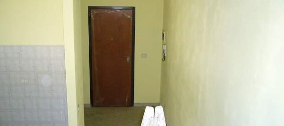 Studio in Carrara, Italy No. 79022 3