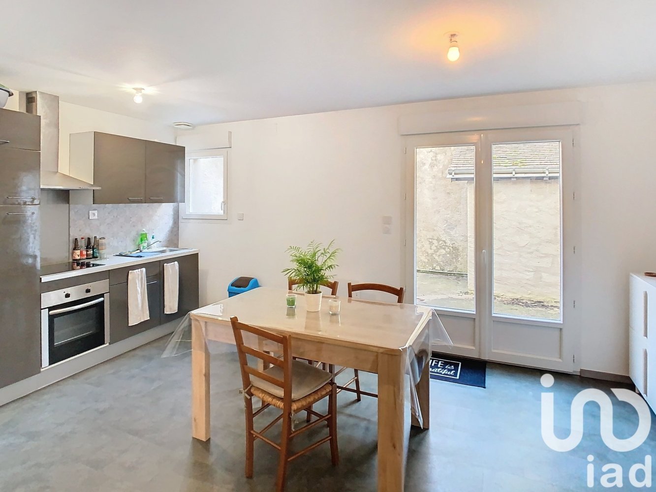 Apartamento de 1 dormitorio en Cormery, France No. 230095