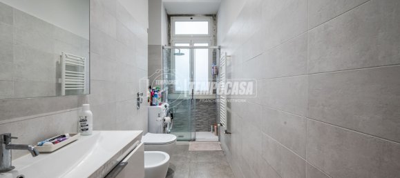 1 bedroom Apartment in Milan, Italy No. 247831 22