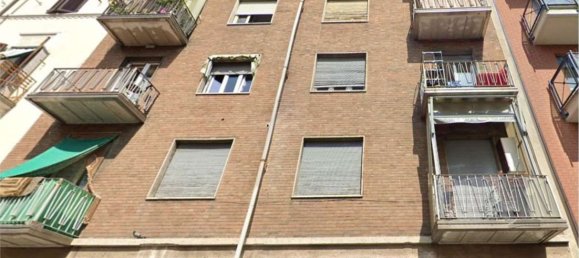 3 bedrooms Apartment in Turin, Italy No. 379356 10