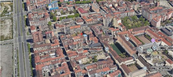 3 bedrooms Apartment in Turin, Italy No. 379356 5