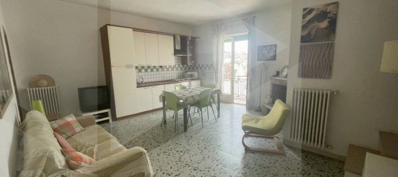 Квартира с 3 комнатами в Вико дель Гаргано, Италия № 20036 4