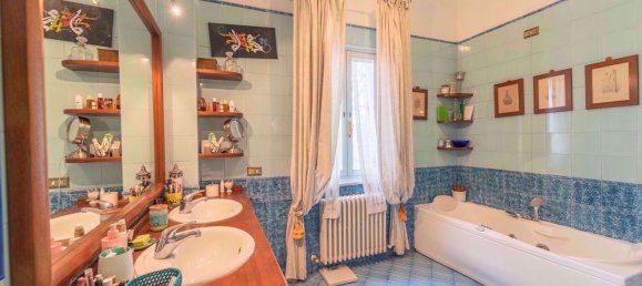 25 rooms Villa in Marsciano, Italy No. 230422 12