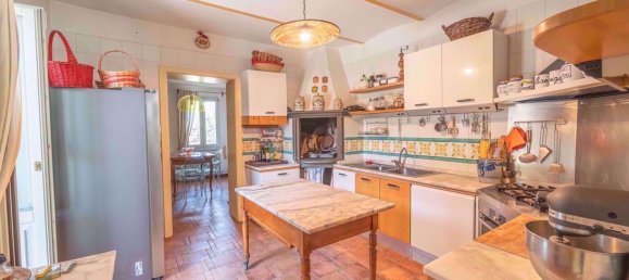 25 rooms Villa in Marsciano, Italy No. 230422 9