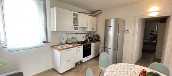 Apartamento de 2 dormitorios en Orino, Italy No. 359544 3