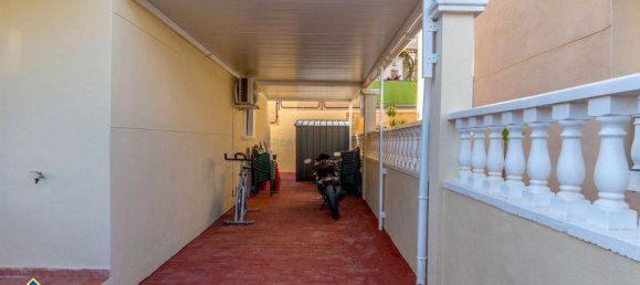 Дом с 3 спальнями в Аликанте, Испания № 188124 16