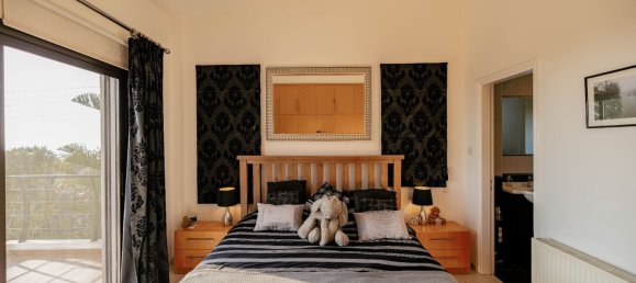 3 bedrooms Villa in Tala, Cyprus No. 23138 13