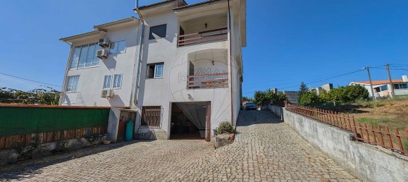 4 Schlafzimmer Haus in Lordelo, Portugal, Nr. 22993 3