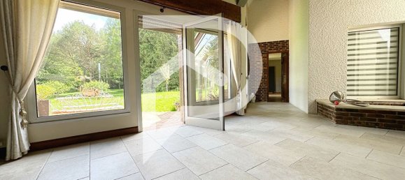 5 bedrooms House in La Vendue-Mignot, France No. 64679 5