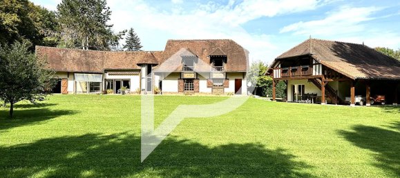 5 bedrooms House in La Vendue-Mignot, France No. 64679 17