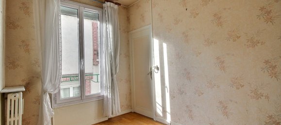 2 bedrooms House in Colombes, France No. 151367 6