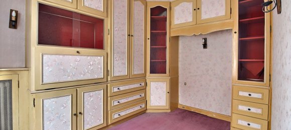 2 bedrooms House in Colombes, France No. 151367 10