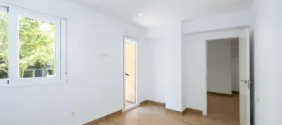 Apartamento de 3 dormitorios en Granada, Spain No. 176354 17