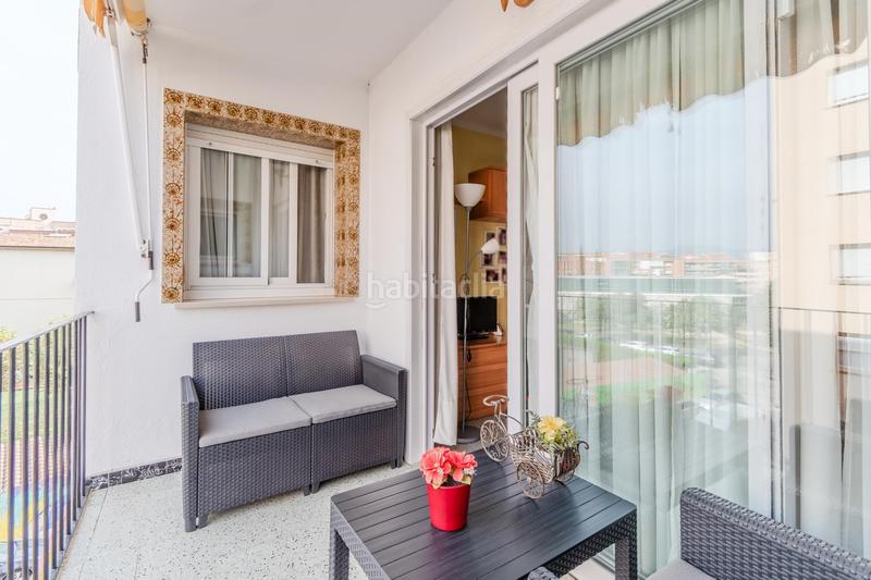 Apartamento de 3 dormitorios en Girona, Spain No. 237333