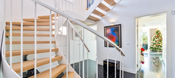 7 bedrooms Villa in Lisbon, Portugal No. 117478 20