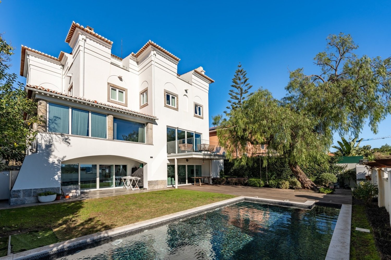 7 bedrooms Villa in Lisbon, Portugal No. 117478