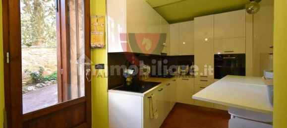 Apartamento de 2 dormitorios en Colle di Val d'Elsa, Italy No. 49548 9