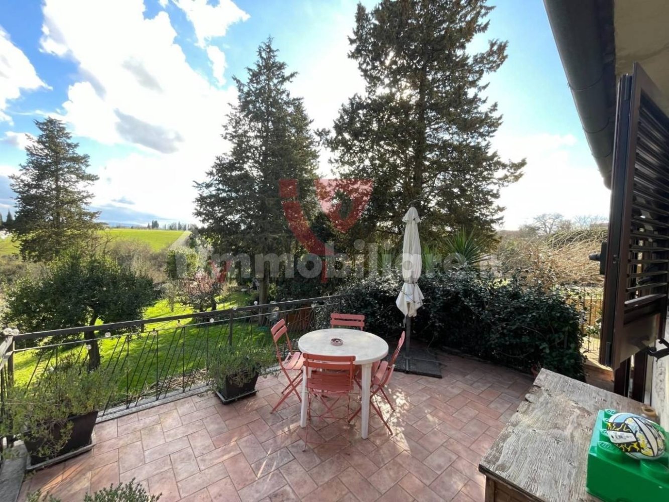 Apartamento de 2 dormitorios en Colle di Val d'Elsa, Italy No. 49548