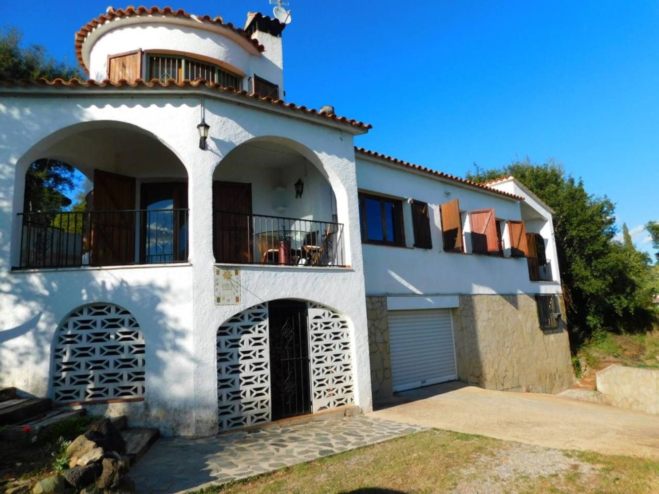 Дом с 5 спальнями в Герона, Испания № 211044