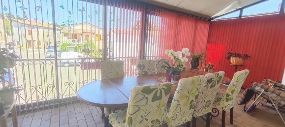 4 chambres Maison à Uzer, France No. 268891 11