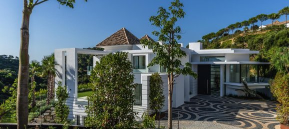 6 bedrooms Villa in Benahavis, Spain No. 610 4